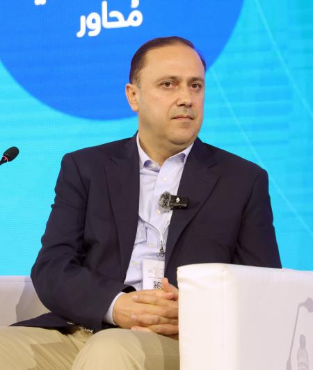 المومني يوضح حول الاستعانة بمؤثري التواصل الاجتماعي: هذا ما قصدته