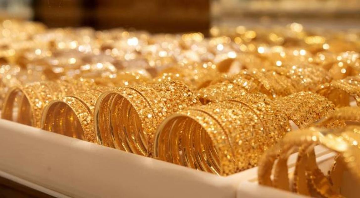 انخفاض أسعار الذهب محليا إلى 89.70 دينارا للغرام