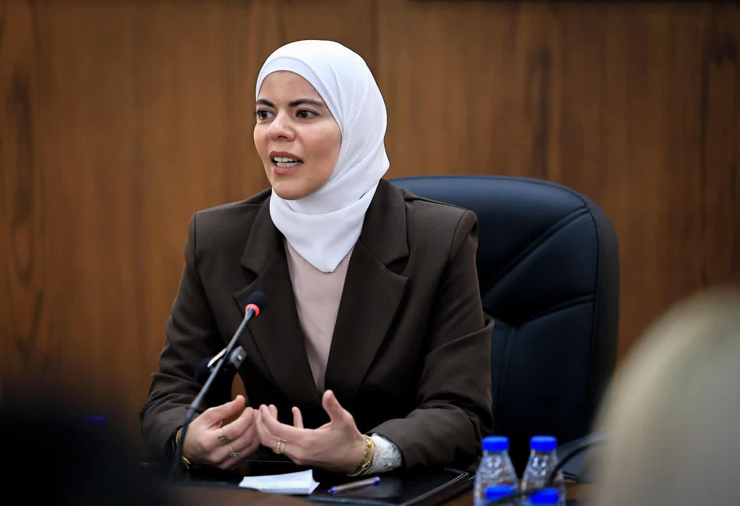 النائب أبو غوش تسأل الحكومة عن كلفة وتشغيل الناطق الرقمي «فرح»