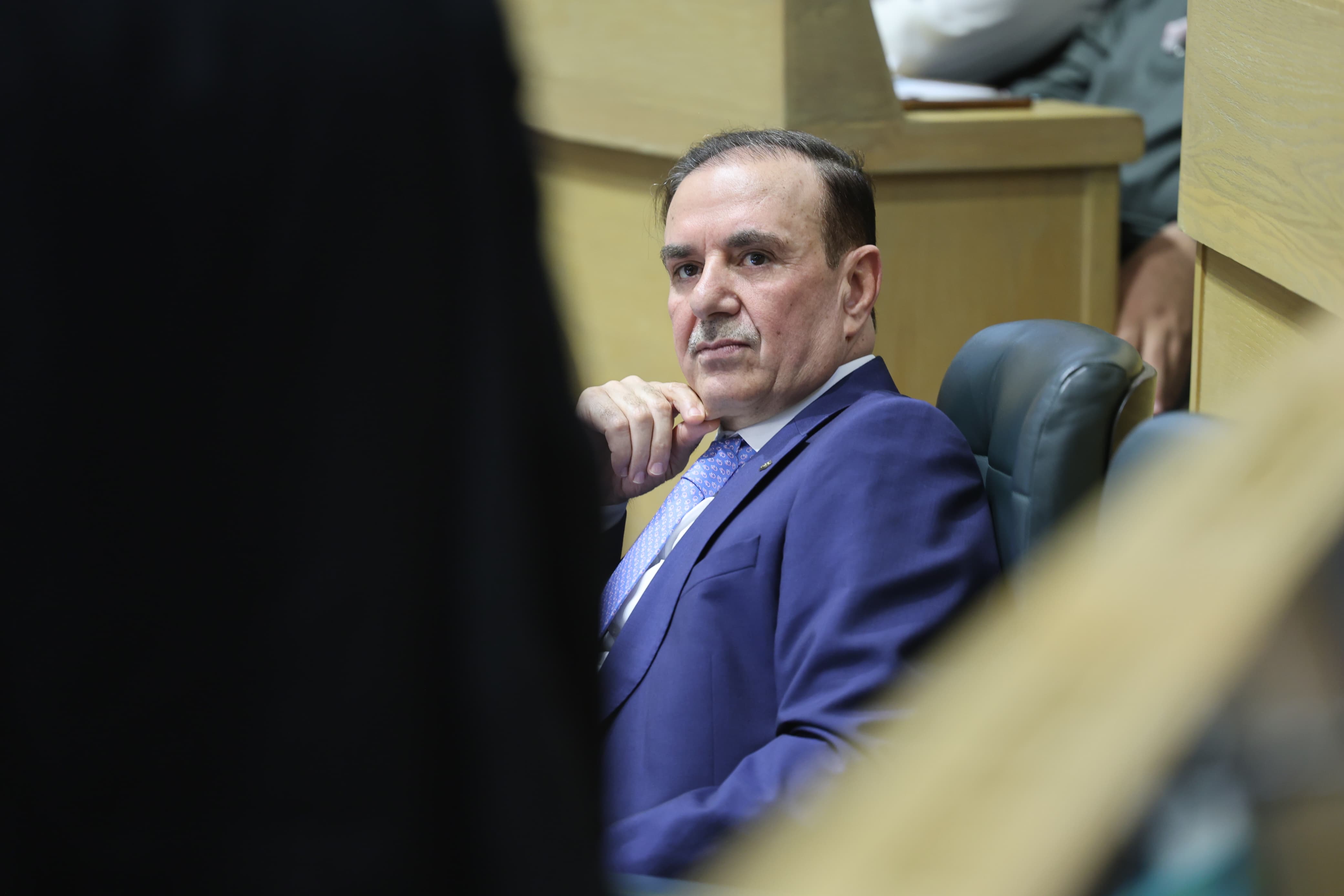 الزعبي: نريد رئيساً يحفظ هيبة المجلس ويحمي حق النائب