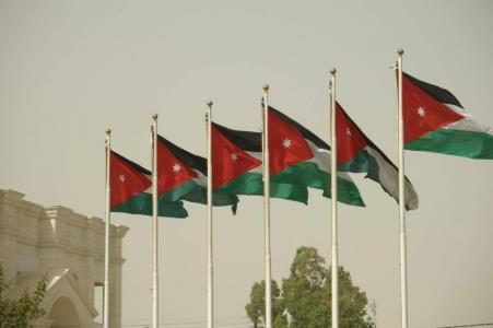 أمين عام “مستوزر” .. هل يصمد الحزب إذا غاب “العرّاب”