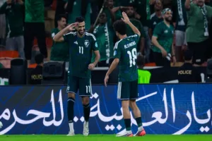 السعودية تنهي مشوار العراق وتصعد بالعلامة الكاملة لنصف النهائي